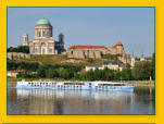 Dunai sétahajózás a közeli Esztergomból induló sétahajó járatra, mely során megcsodálhatja a Dunakanyar szépségét.